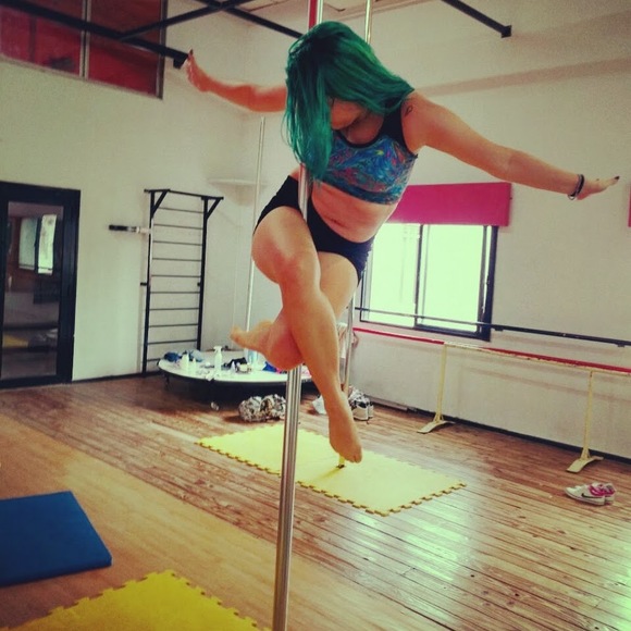 Meet your Posher, Alicia vanina - Picture 1 of 1